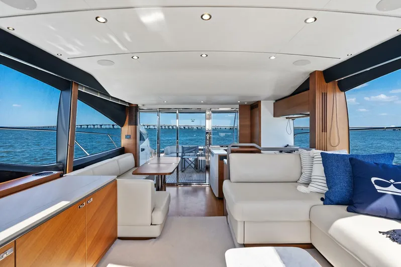 Day Late Dollar Short VI Yacht Photos Pics 2020 Princess S62 - Image 26