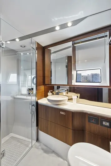 Day Late Dollar Short VI Yacht Photos Pics 2020 Princess S62 - Image 33