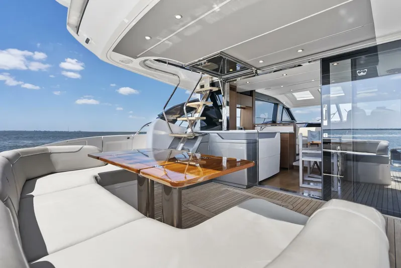 Day Late Dollar Short VI Yacht Photos Pics 2020 Princess S62 - Image 8