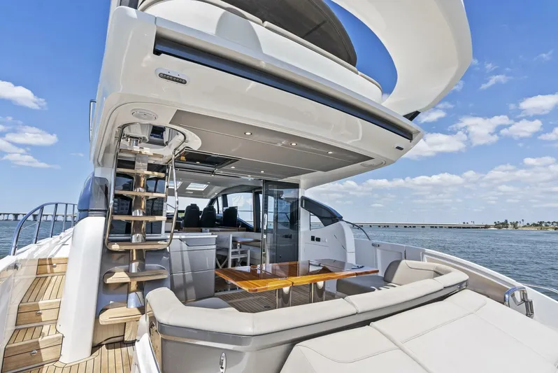 Day Late Dollar Short VI Yacht Photos Pics 2020 Princess S62 - Image 7