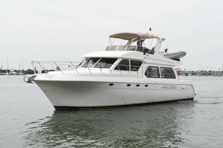 2006 Navigator 5100 Pilothouse