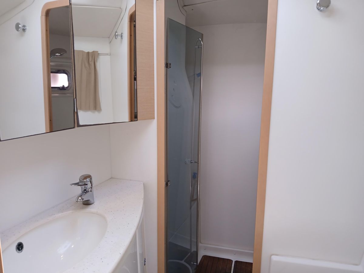 2009 Lagoon 44 