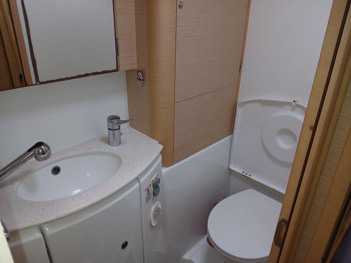 2009 Lagoon 44 