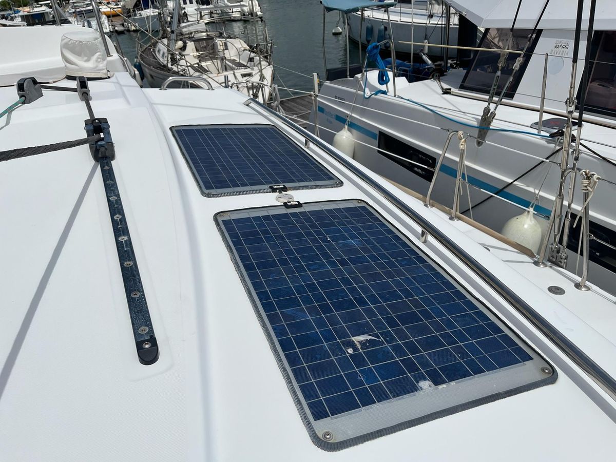 2009 Lagoon 44 