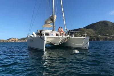 2009 Lagoon 440