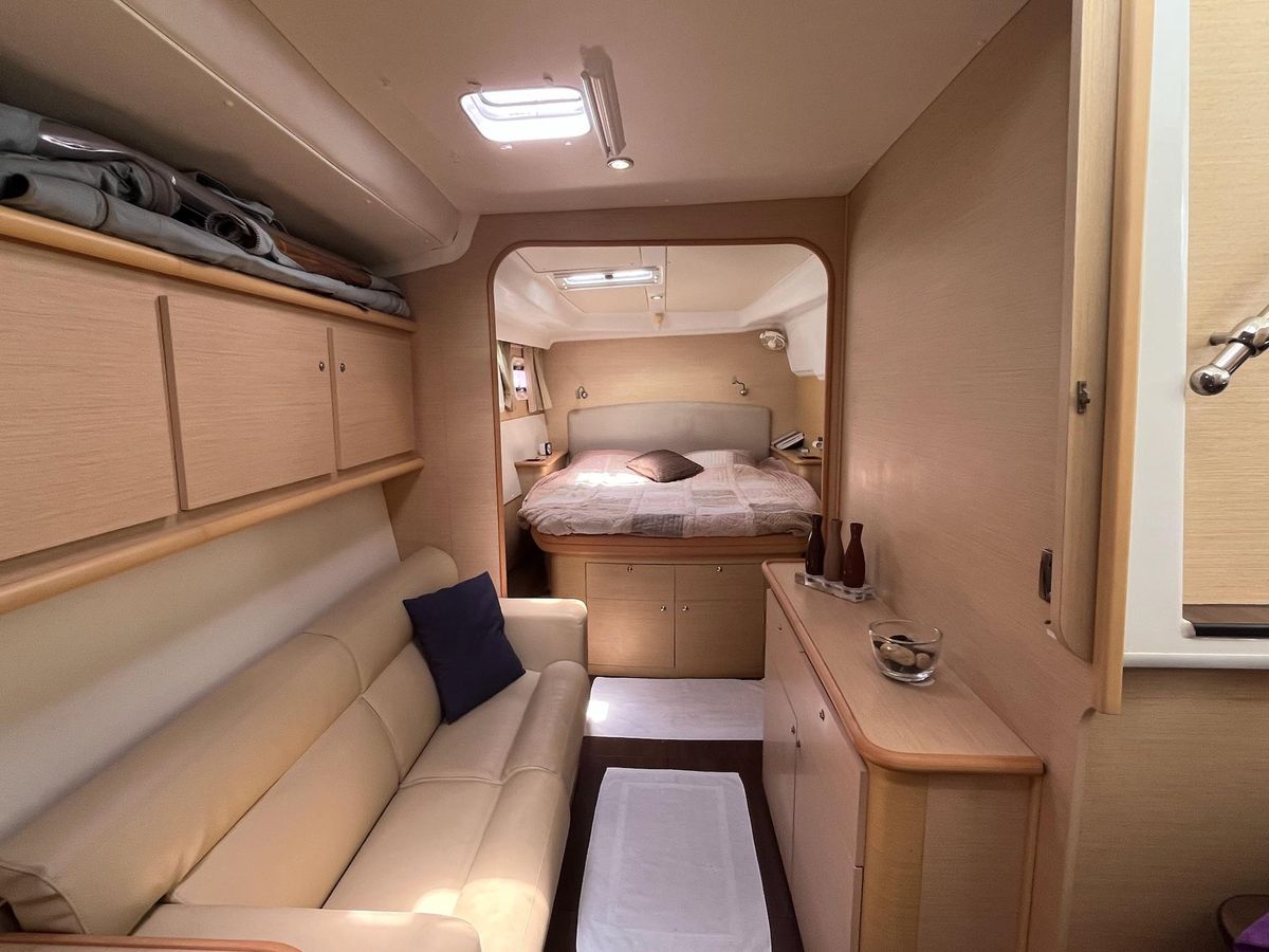 2009 Lagoon 44 