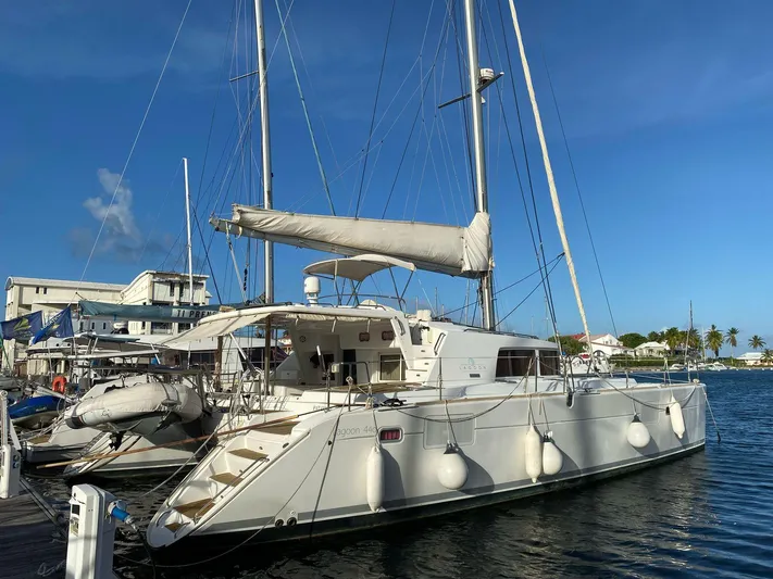 Patange II Yacht Photos Pics 