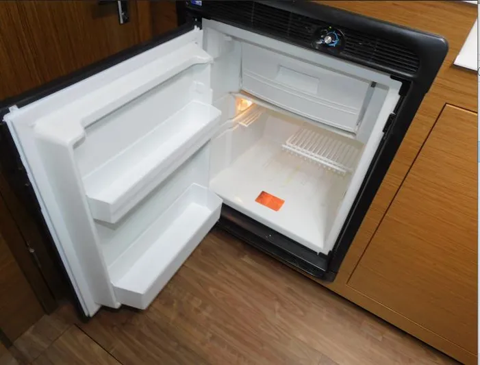 Major Adjustment Yacht Photos Pics 