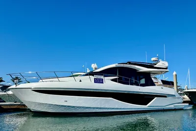 Galeon 470 Sky