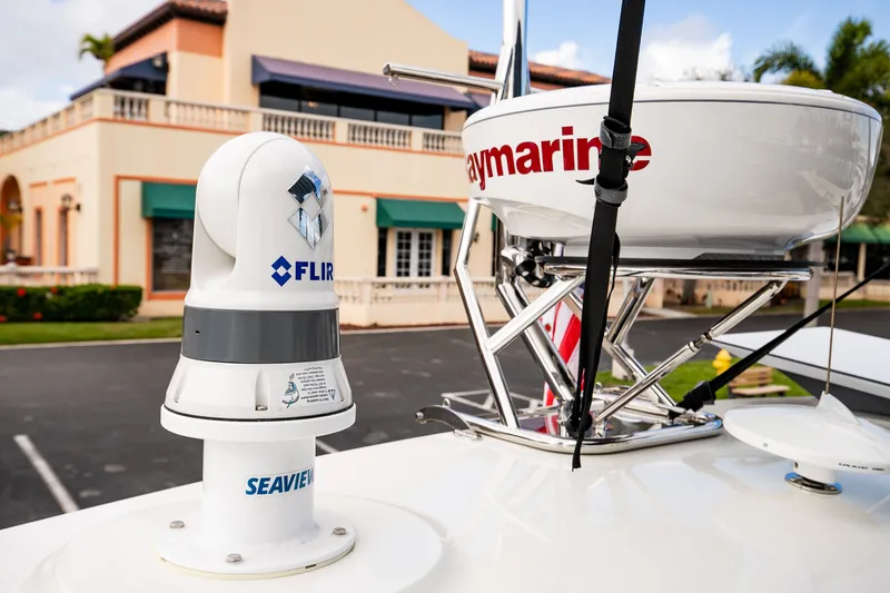  Yacht Photos Pics Galeon 470 Sky 2024 with FLIR and Raymarine technology.