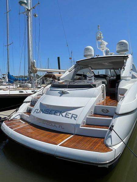 2005 Sunseeker Portofino 53