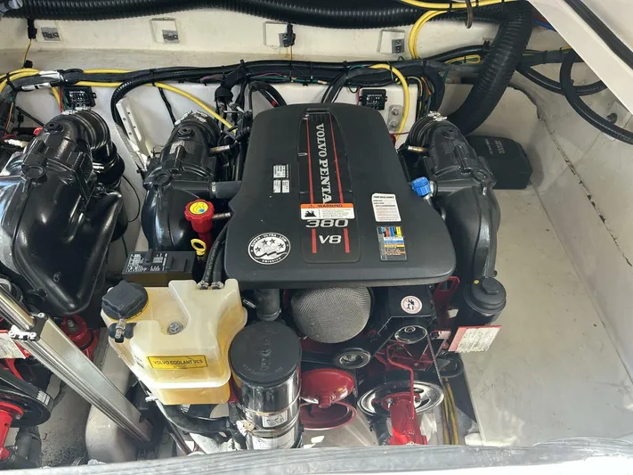  Yacht Photos Pics Engine compartment of a 2017 Four Winns H350 boat with Volvo Penta V8 engine.