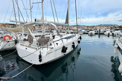 2023 Bavaria C38