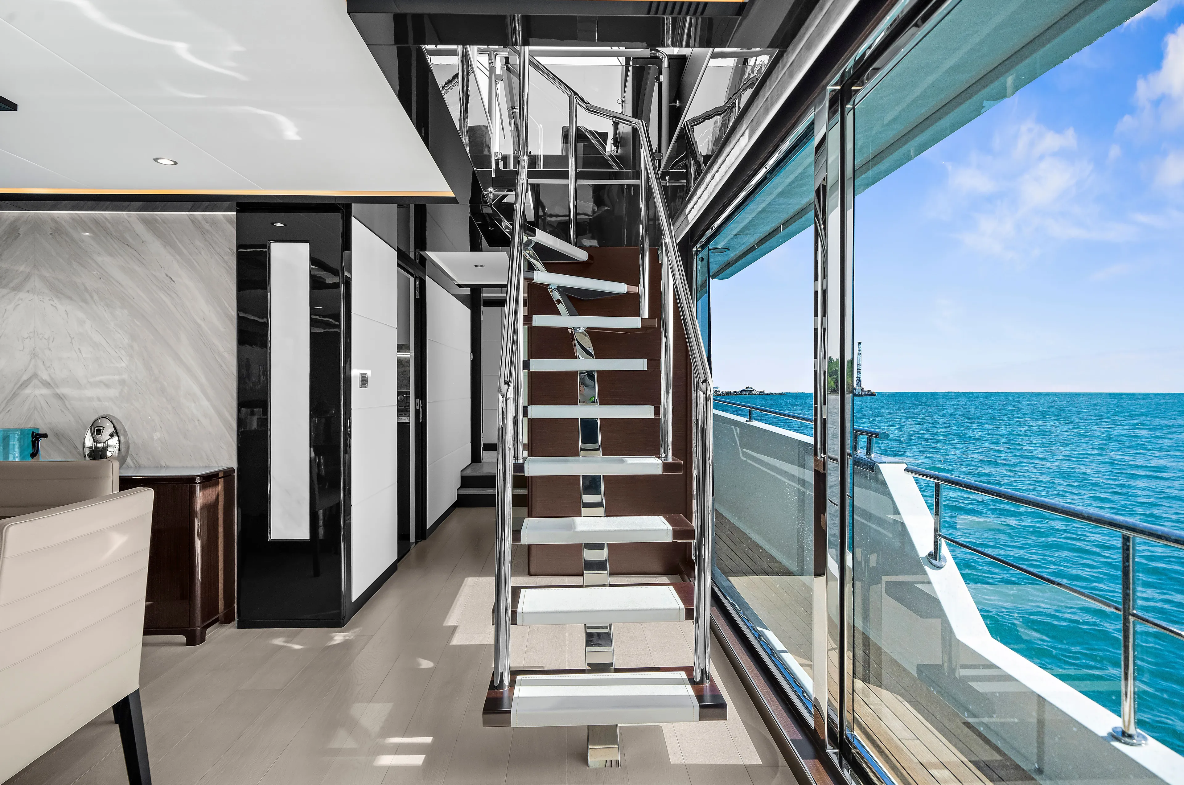 La-la-la Yacht Photos Pics Luxurious interior of Ocean Alexander 32 L yacht, year 2024.