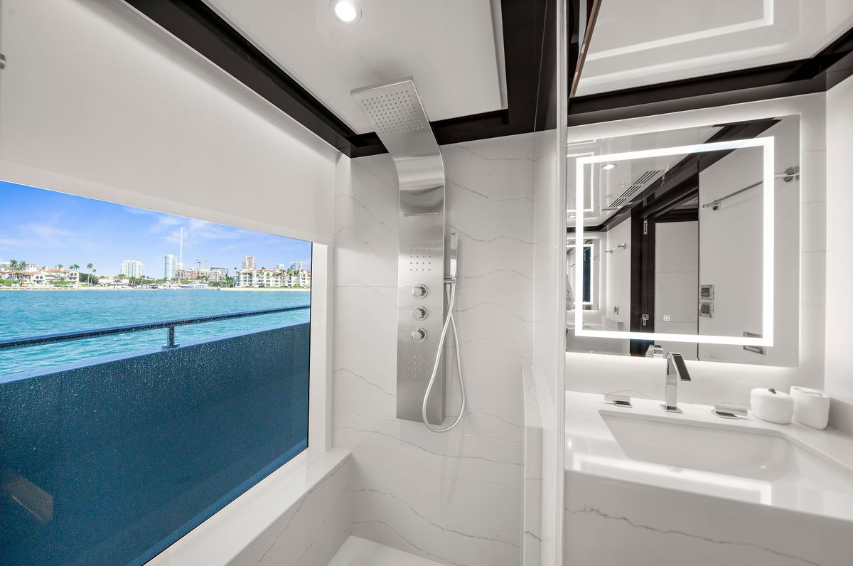 2024 Ocean Alexander 106 