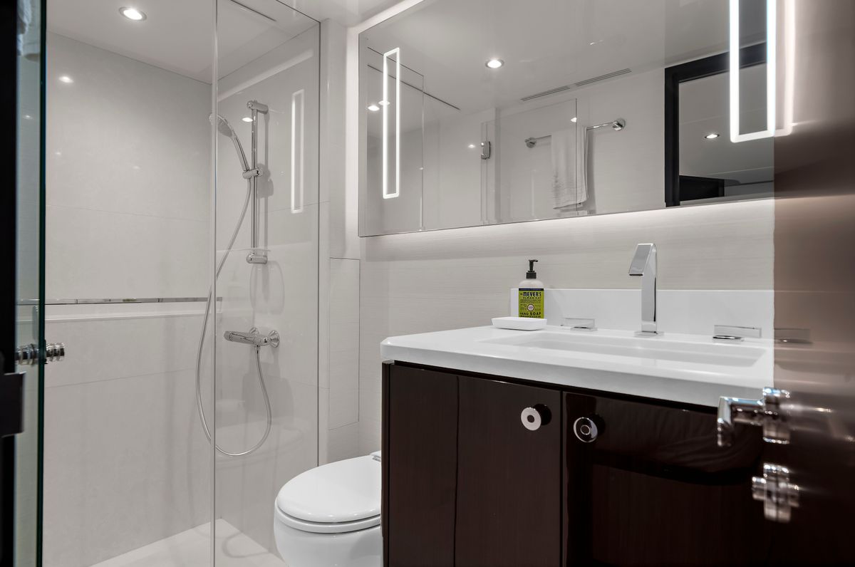 2024 Ocean Alexander 106 