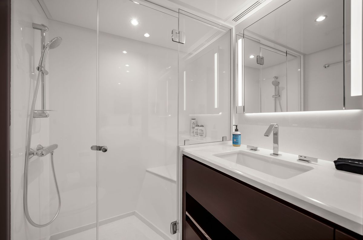 2024 Ocean Alexander 106 