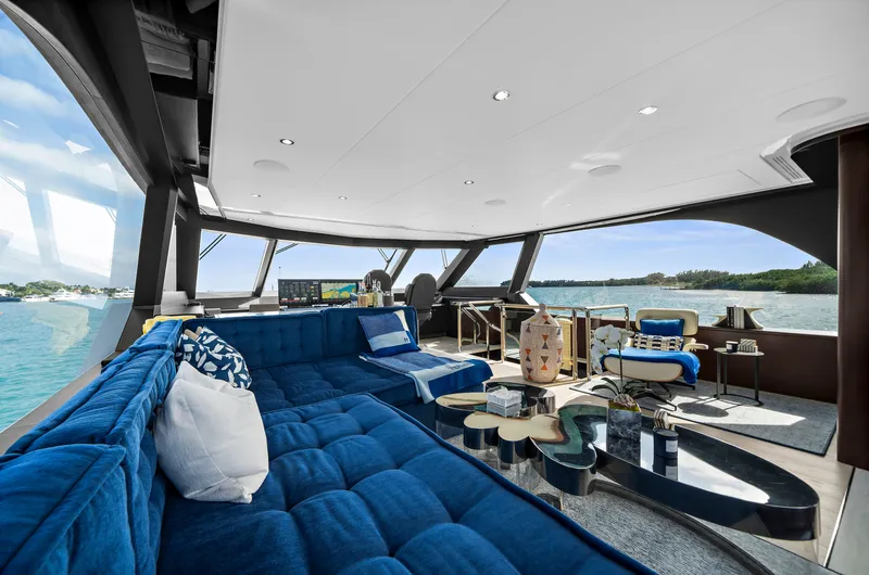 La-la-la Yacht Photos Pics 