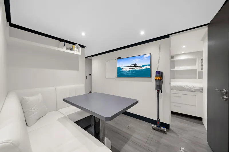 La-la-la Yacht Photos Pics 