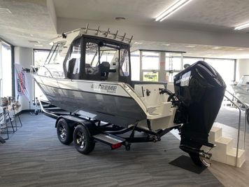 Extreme Boats 745 Game King