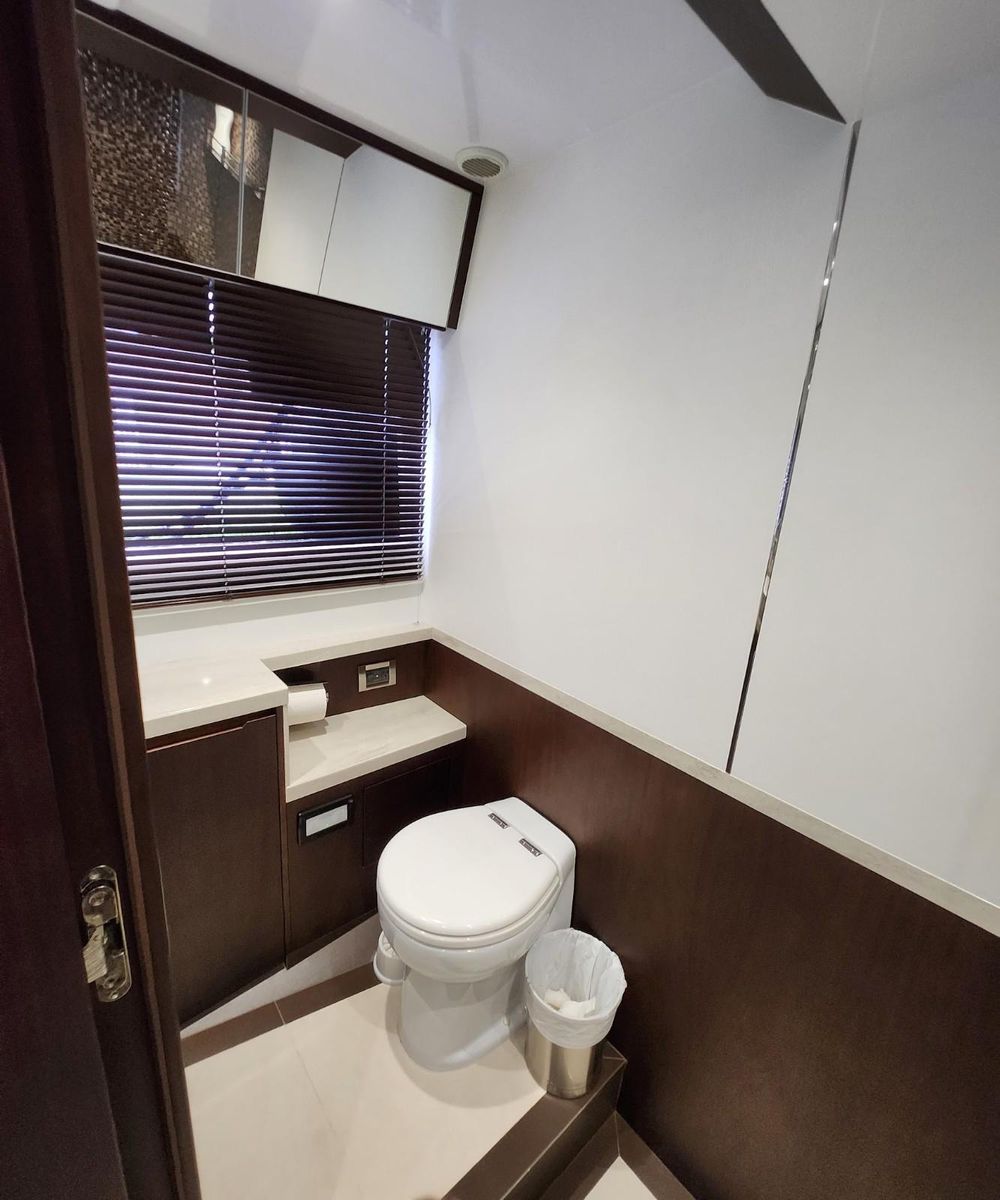 2019 Galeon 64 