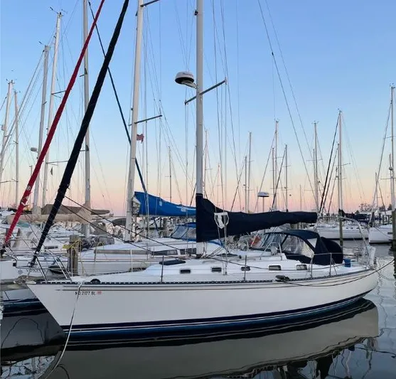 Winters Dream Yacht Photos Pics 