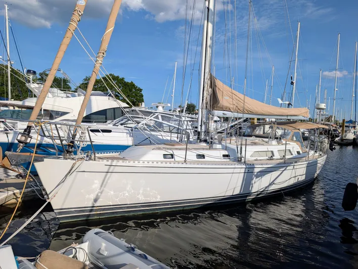 Ubiquitous Yacht Photos Pics 