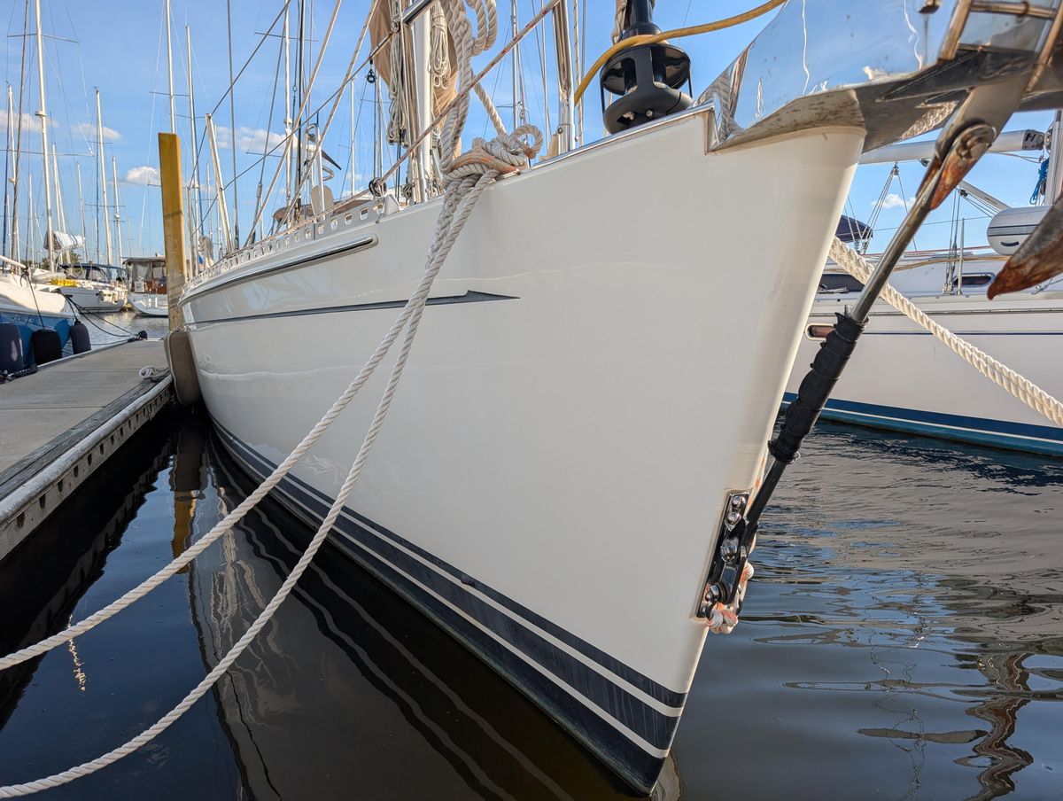 2015 Outbound 46 