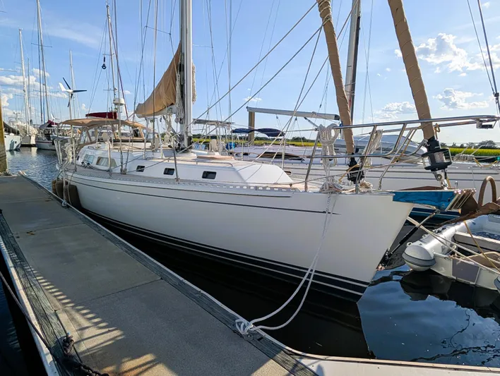 Ubiquitous Yacht Photos Pics 