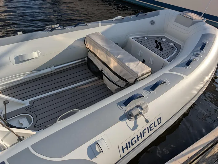 Ubiquitous Yacht Photos Pics 