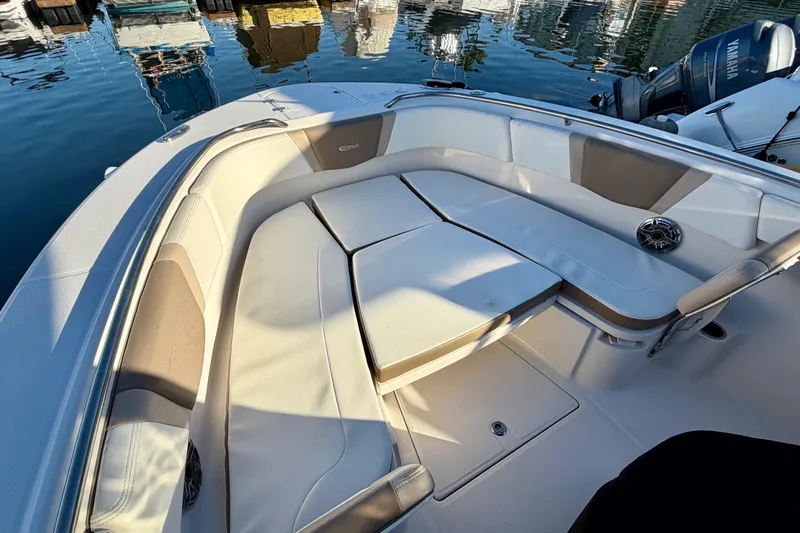 Da Kine Yacht Photos Pics 2022 Robalo R272 Center Console boat with spacious seating and sleek design.