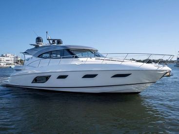 2023 60' Riviera-6000 Sport Yacht Platinum Edition West Palm Beach, FL, US