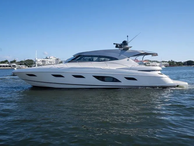Tree-o Yacht Photos Pics 2023 Riviera 6000 Sport Yacht Platinum - Image 5