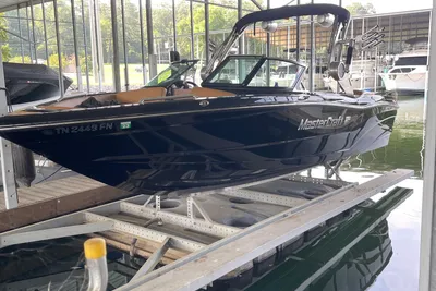 MasterCraft XT23