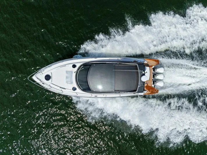 Cari Lee Yacht Photos Pics 2022 Schaefer 40 Sport - Image 7