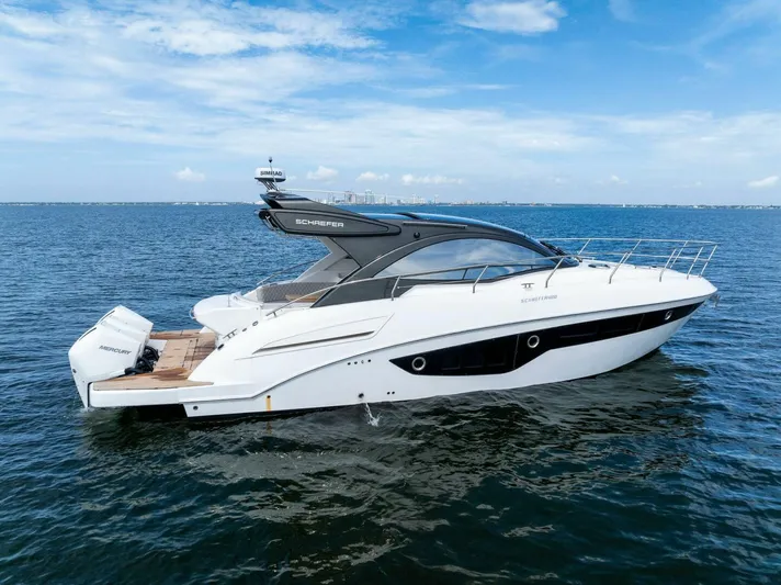 Cari Lee Yacht Photos Pics 2022 Schaefer 40 Sport - Image 43