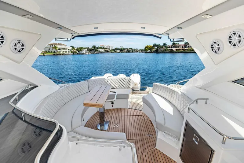 Cari Lee Yacht Photos Pics 2022 Schaefer 40 Sport - Image 51