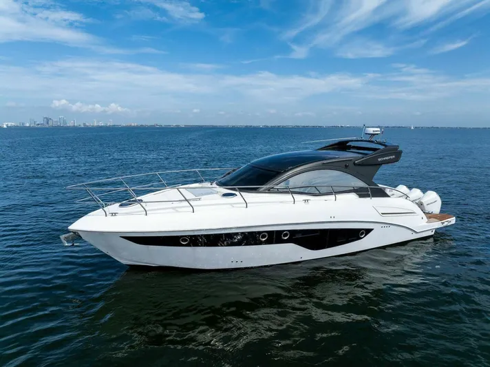 Cari Lee Yacht Photos Pics 2022 Schaefer 40 Sport - Image 1