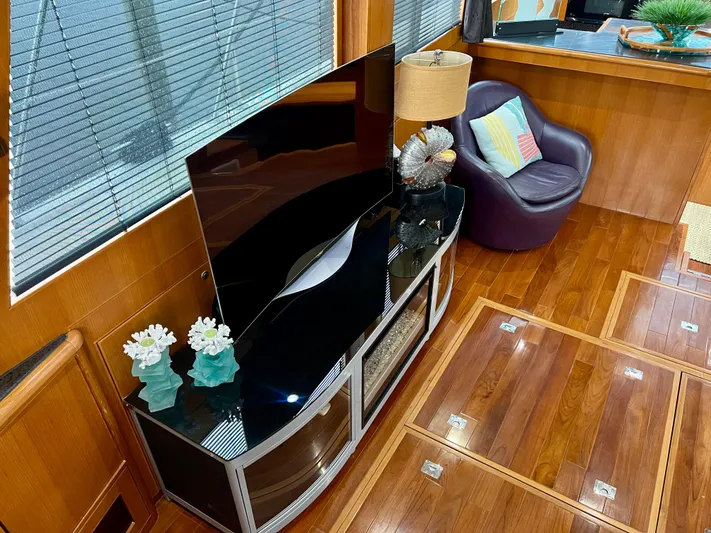 On Your Mark Yacht Photos Pics 