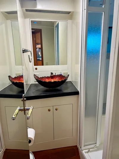 On Your Mark Yacht Photos Pics 