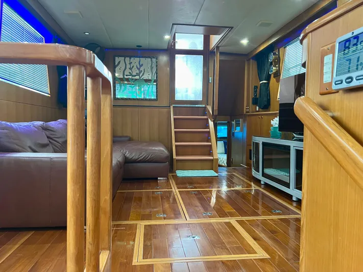 On Your Mark Yacht Photos Pics 