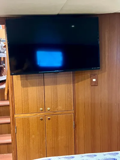 On Your Mark Yacht Photos Pics 