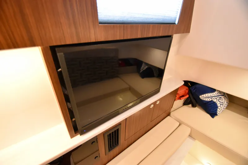 Gypsy Soul Yacht Photos Pics 