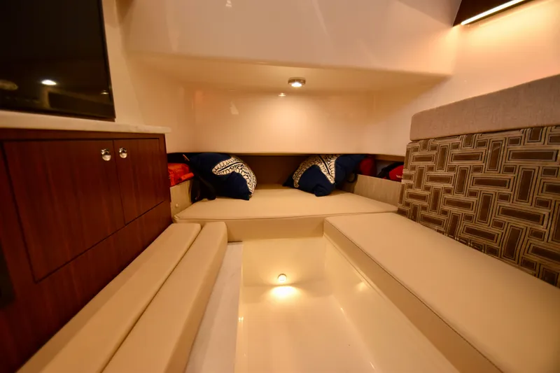 Gypsy Soul Yacht Photos Pics 