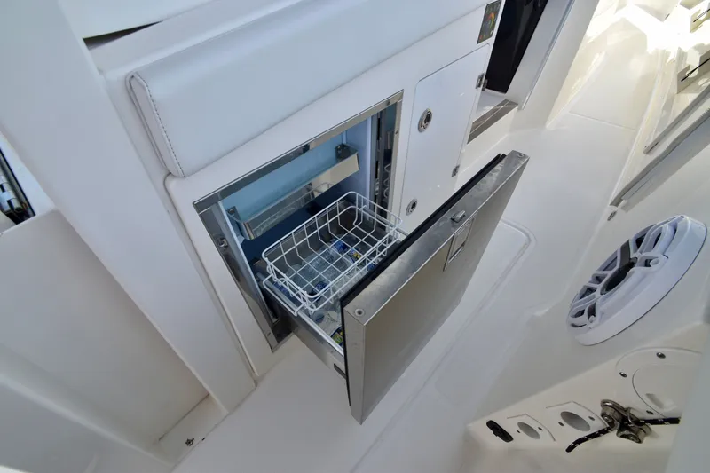 Gypsy Soul Yacht Photos Pics 