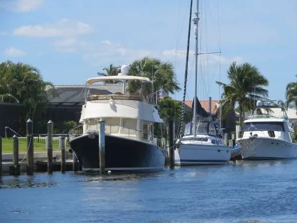 Sapphire Yacht Photos Pics 