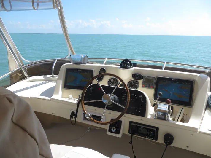 Sapphire Yacht Photos Pics 