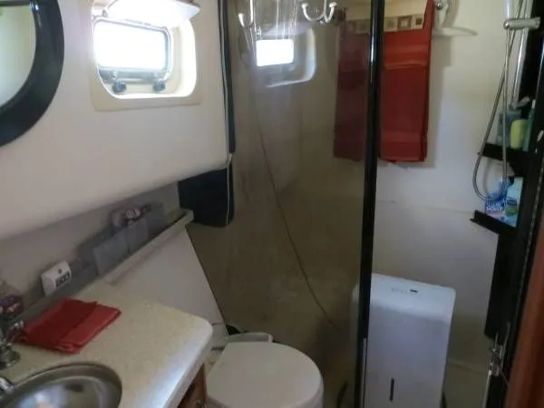 Sapphire Yacht Photos Pics 