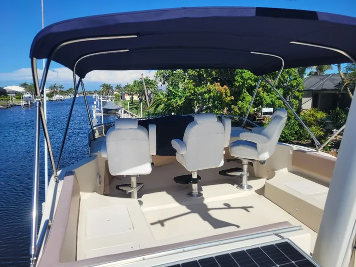 Sapphire Yacht Photos Pics 