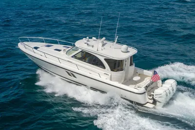 2012 Intrepid 475 Sport Yacht